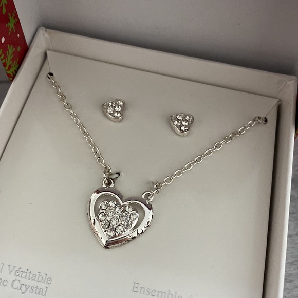 Lot: Holiday Collection  (4 boxes for $30) - Picture 2 of 5